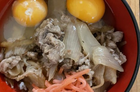 牛丼　ご飯少なめ　卵２個|逆流性食道炎4年、30代〜40代の筆者が逆流性食道炎を9割り完治させた、自己治療・付き合い方